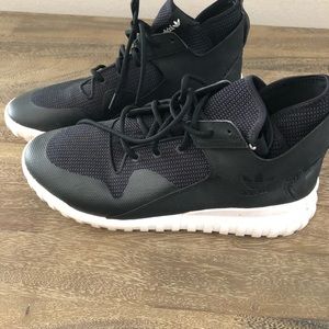 Adidas Tubular